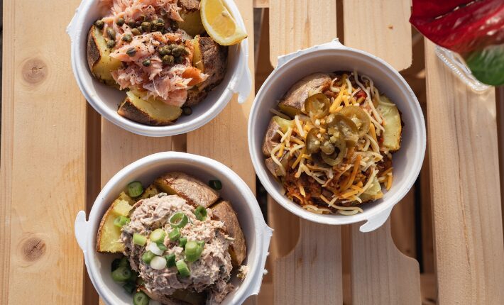 Baked Amsterdam - Baked potato at the Hugo de Grootplein