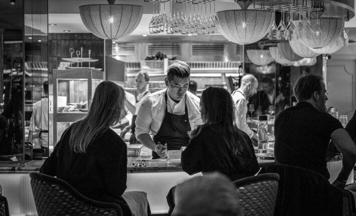 Chez Chloé in Amsterdam - Vins et cuisine Française moderne