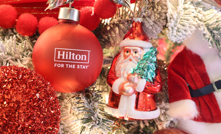 'Countdown to Christmas' themed suites at Hilton Chicago - ornaments