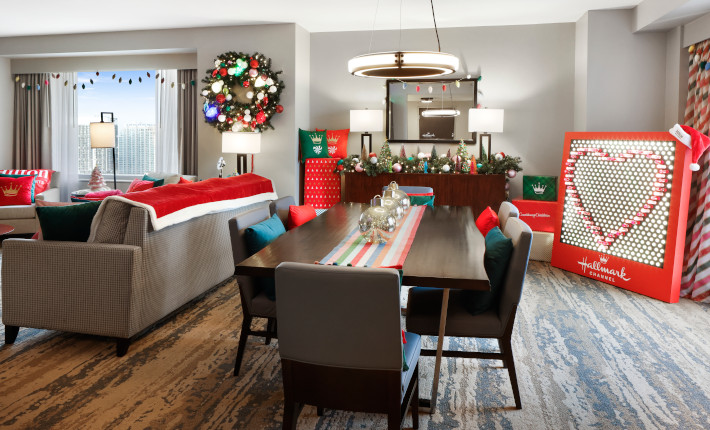 'Countdown to Christmas' themed suites at Hilton Houston