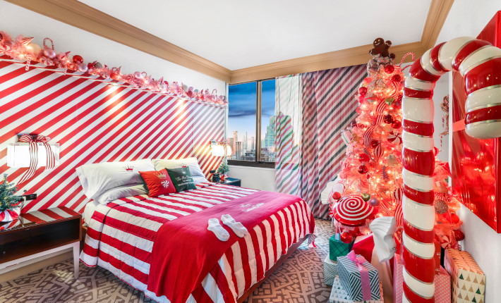 'Countdown to Christmas' themed suites at Hilton New York Times Square