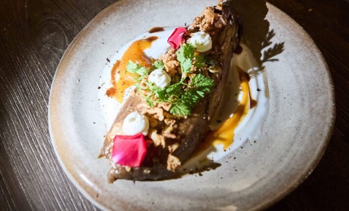 FLATONS in Antwerp serves 'Peace on a plate' - credits Jan Mast