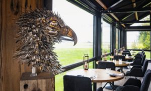 Interior of restaurant Robuust with sculpture by Albert Weijs - credits Kim Kok Fotografie