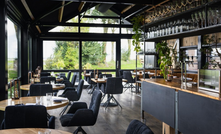 Interior of restaurant Robuust - credits Kim Kok Fotografie
