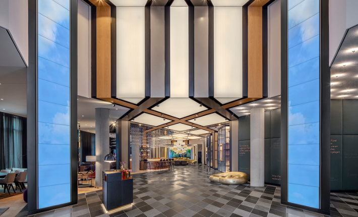 Lobby Andaz hotel Munich credits Wouter van der Sar for concrete