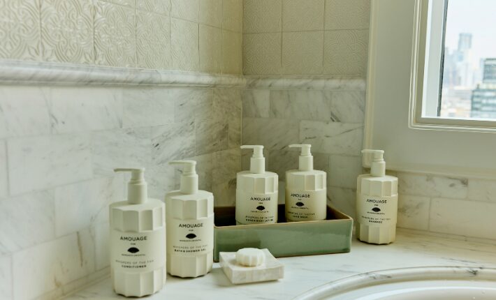 Mandarin Oriental and Amouage unveil 'Whispers of the Fan' amenities
