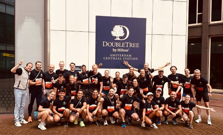 Medewerkers van DoubleTree by Hilton Amsterdam Centraal Station zetten zich in voor goede doelen