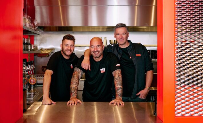 MOSH! Kortrijk | Artisanal smash burgers, natural wine and a dash of hardcore - credits Amber Van Bossel