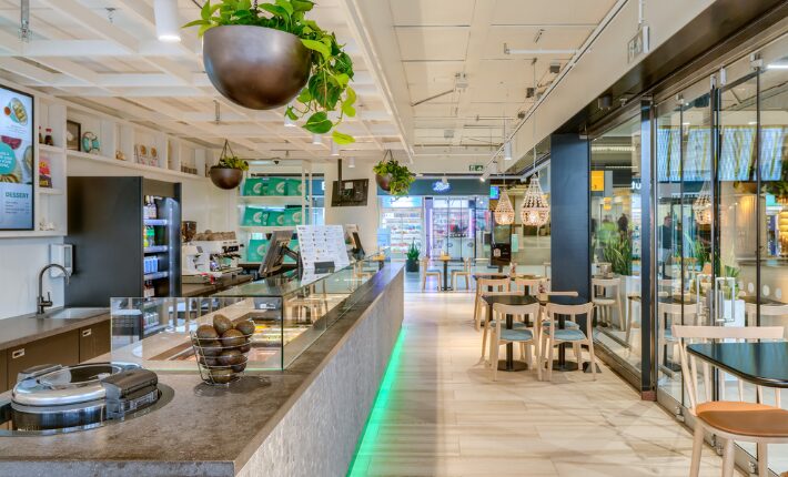 Poké Perfect lands at Schiphol Plaza - Arrival Hall 1