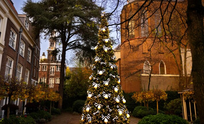 Pulitzer Amsterdam Christmas Tree 2024 - credits Ashkan Mortezapour Photography