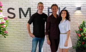 Restaurant SMAEK in Geldrop has appointed Rowin Geurts as its new head chef and Marcia de Bruijn as maître d’