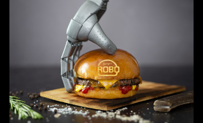 RoboBurger, the World's First Robot Burger Chef in a Vending Machine Format, Launches Nationally