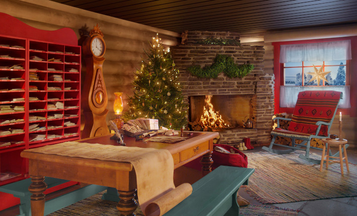 Santa's Post Office - Airbnb Exterior - credits Samir Zarrouck