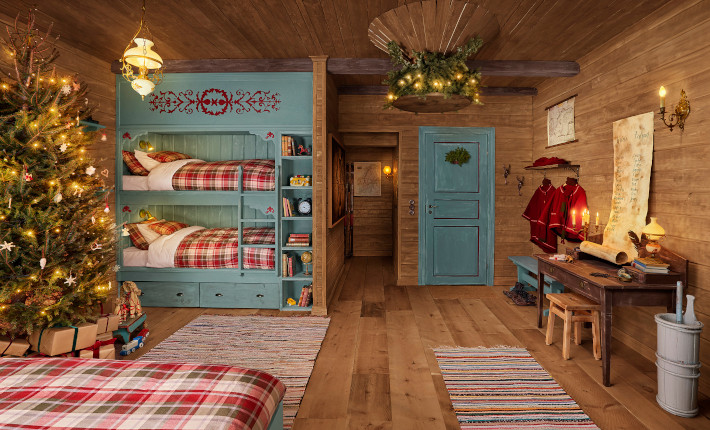 Santa's Post Office bedroom at Airbnb - credits Samir Zarrouck