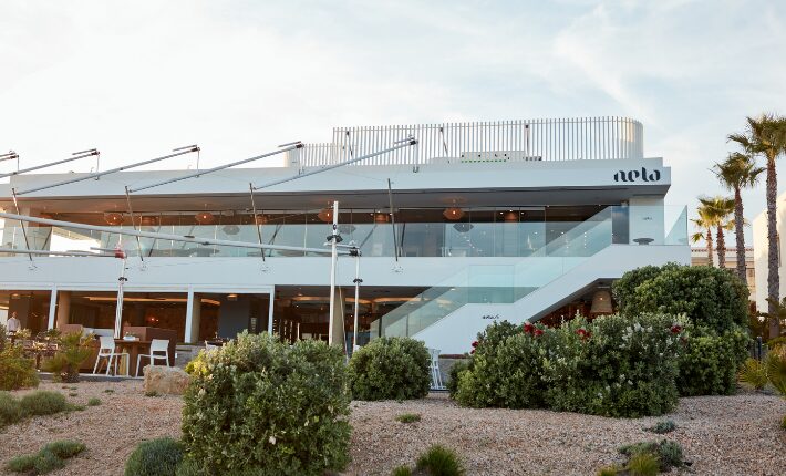 The live-fire cooking concept Nela from Amsterdam is now also based as pop-up on Ibiza