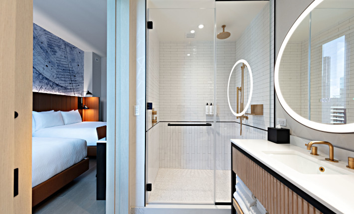 Tempo by Hilton Times Square - Standard Guest Room Bathroom