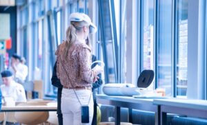 Using VR headsets students at The Hague Hotel School bring their self-designed onboarding process to life