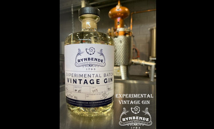 Experimental Batch’ Vintage Gin van Rynbende Spirits